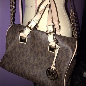 Michael Kors bag  {100% Authentic}